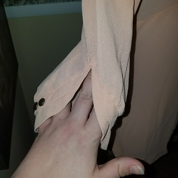 **SOLD** Peach semi sheer blouse NWOT - Picture 2 of 5